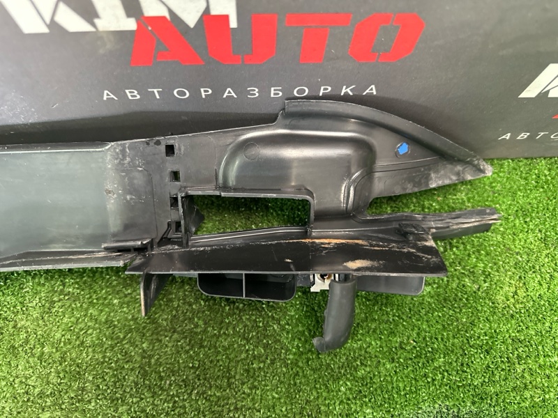 Накладка крыла Ford Focus 2 2007 HB