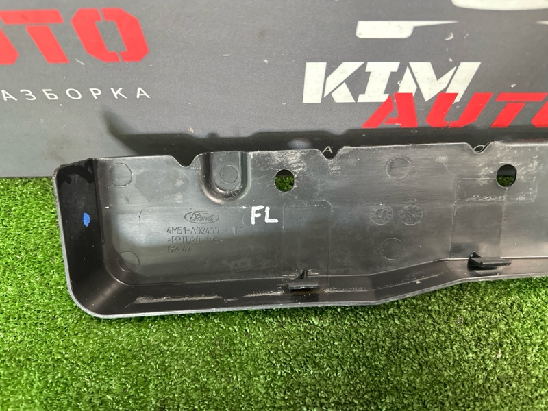 Накладка крыла Ford Focus 2 2007 HB