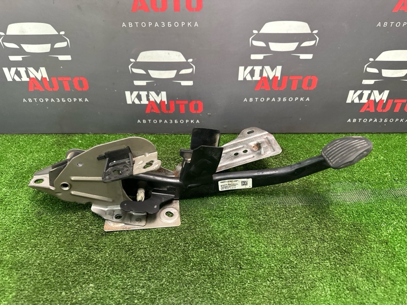 Педаль тормоза Ford Focus 2 2007 HB