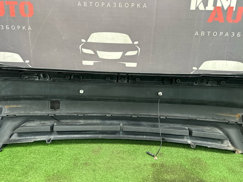 Бампер задний с парктрониками Ford Focus 2 2007 HB