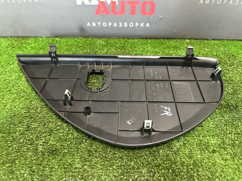 Накладка торпедо боковая Kia Ceed 1 2010 ED