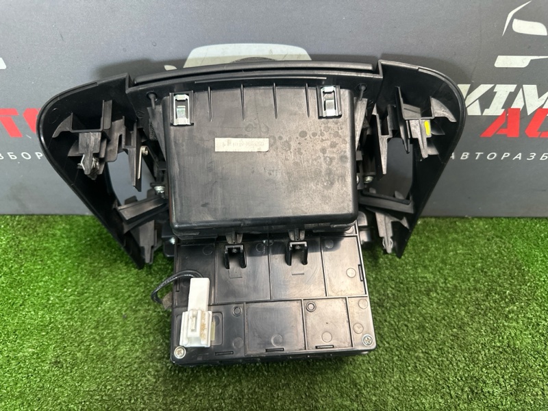 Пепельница с бардачком Kia Ceed 1 2010 ED