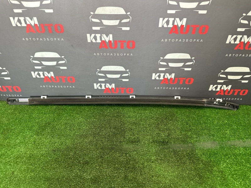 Уплотнитель стекла наружный (Бархотка) Kia Ceed 1 2010 ED