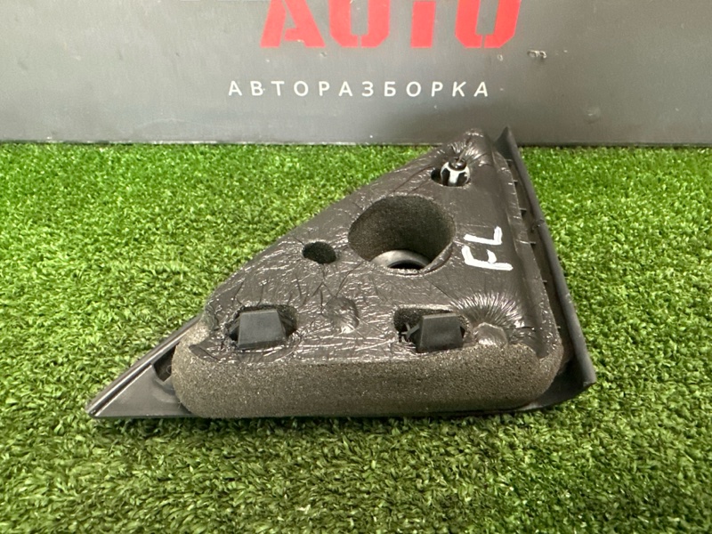 Накладка зеркала внутренняя(уголок) Kia Ceed 1 2010 ED