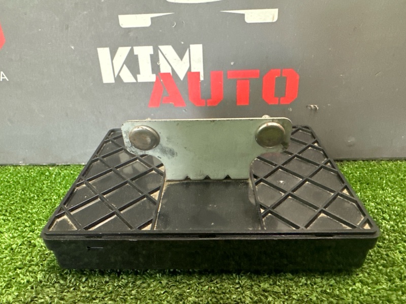 Блок управления центральным замком Kia Ceed 1 2010 ED