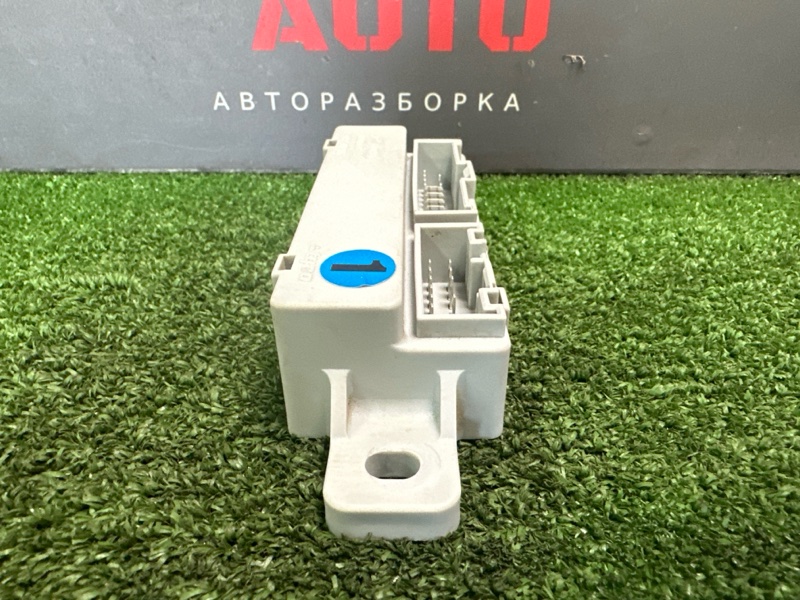 Блок электронный Kia Ceed 1 2010 ED