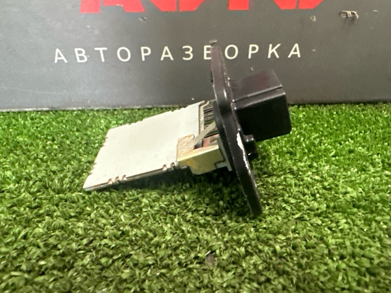 Резистор отопителя Kia Ceed 1 2010 ED