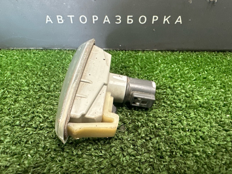 Повторитель поворота в крыло Kia Ceed 1 2010 ED