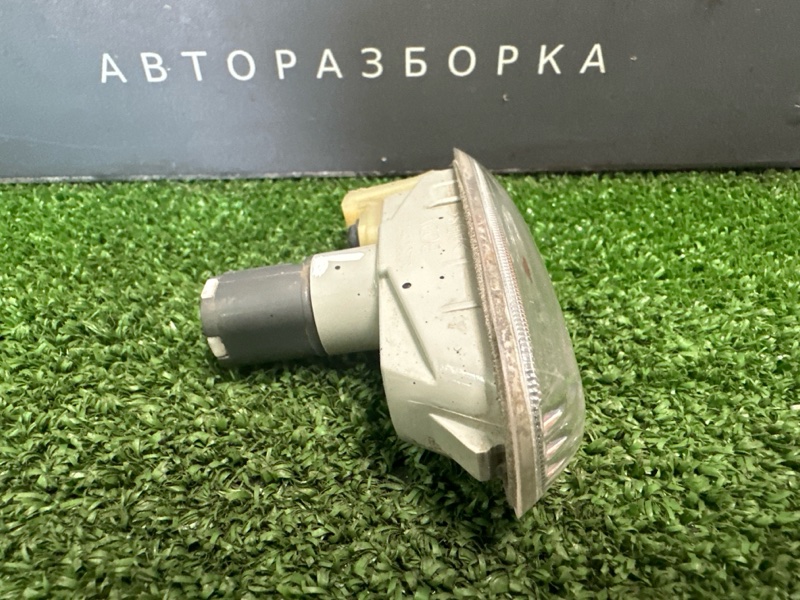 Повторитель поворота в крыло Kia Ceed 1 2010 ED