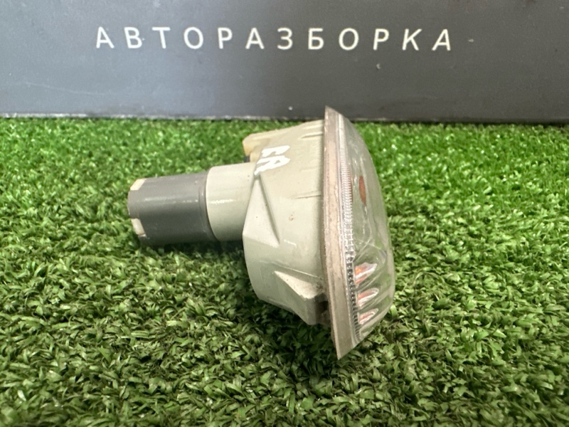 Повторитель поворота в крыло Kia Ceed 1 2010 ED