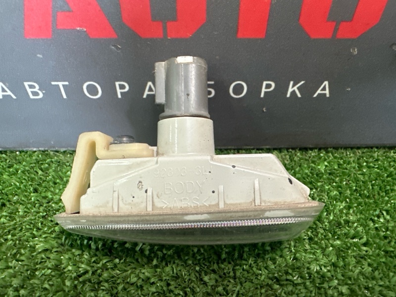 Повторитель поворота в крыло Kia Ceed 1 2010 ED