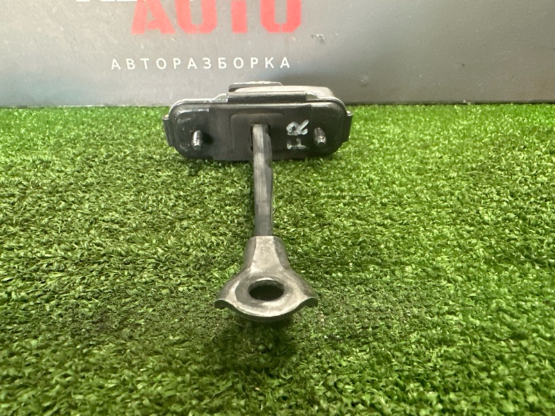 Ограничитель двери Kia Ceed 1 2010 ED