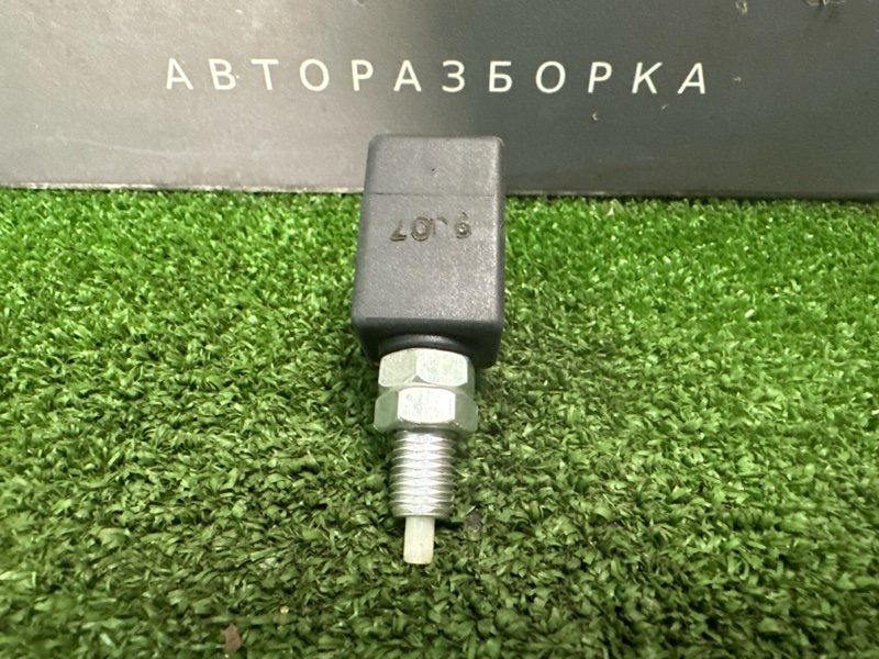 Выключатель стоп-сигнала(лягушка) Kia Ceed 1 2010 ED