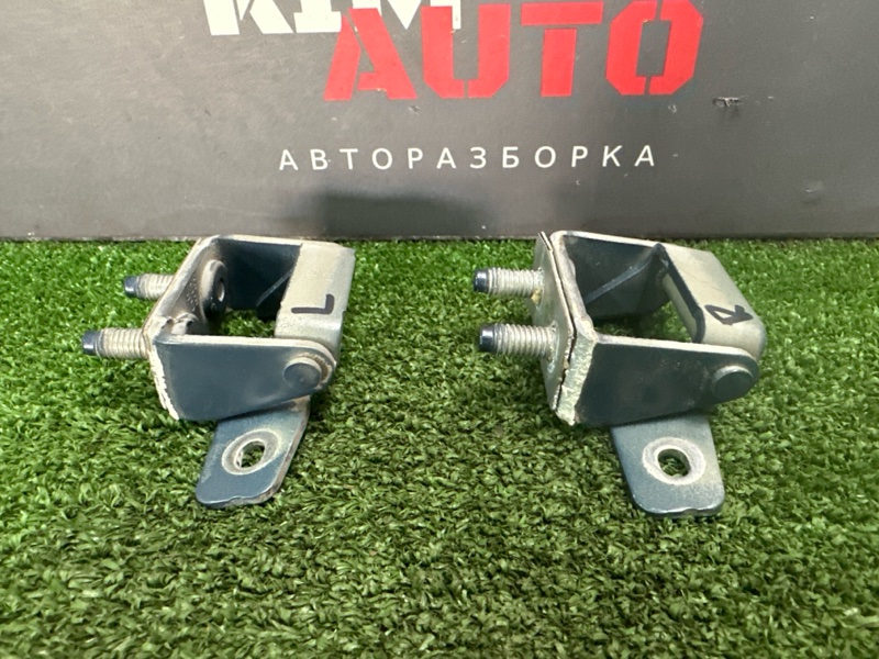Петли крышки багажника Kia Ceed 1 2010 ED