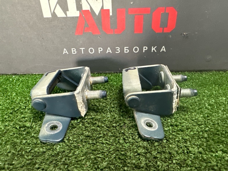 Петли крышки багажника Kia Ceed 1 2010 ED
