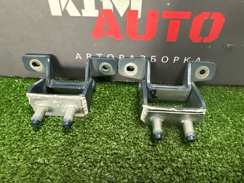 Петли крышки багажника Kia Ceed 1 2010 ED
