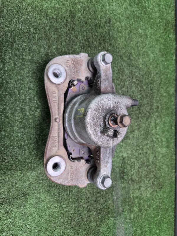 Суппорт тормозной Kia Cerato 4 2019 BD