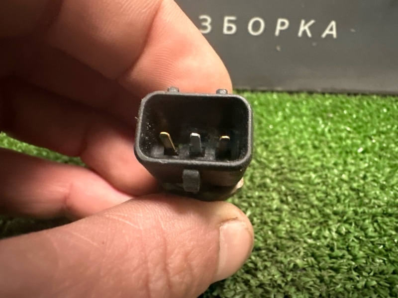Датчик уровня охлаждающей жидкости Kia Ceed 1 2010 ED