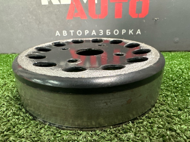 Шкив помпы Kia Ceed 1 2010 ED
