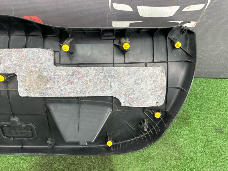 Обшивка крышки багажника Kia Ceed 1 2010 ED