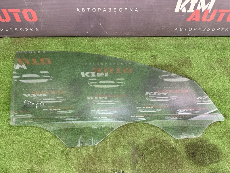 Стекло двери Kia Ceed 1 2010 ED