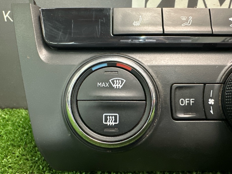 Блок управления климат-контролем Skoda Octavia 2014 A7