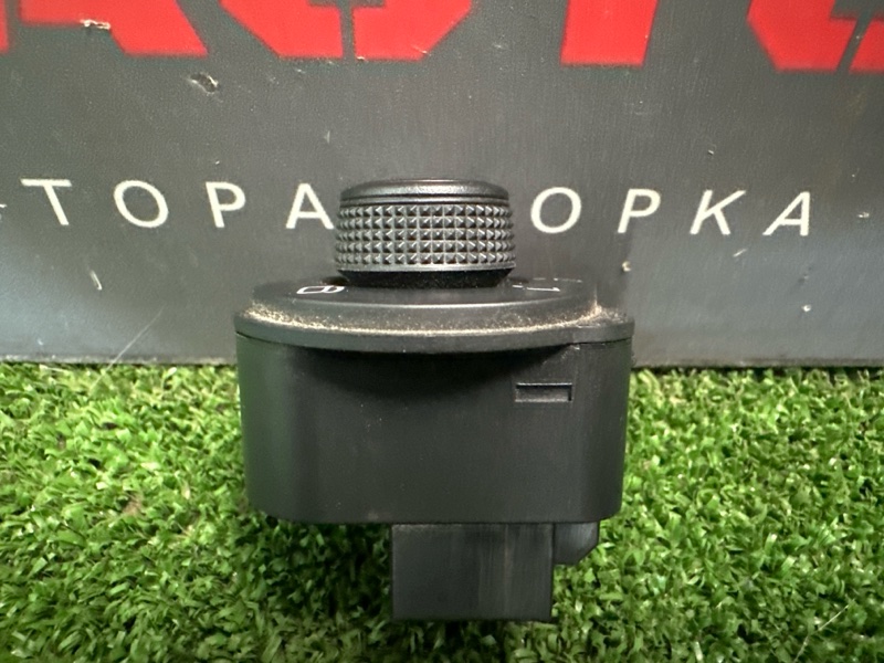 Блок управления зеркалами Skoda Octavia 2014 A7