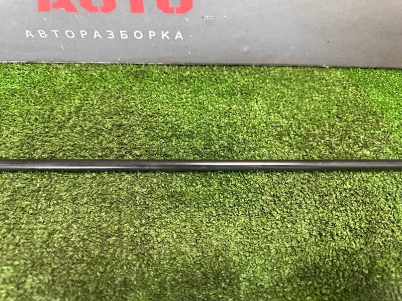 Упор капота Skoda Octavia 2014 A7