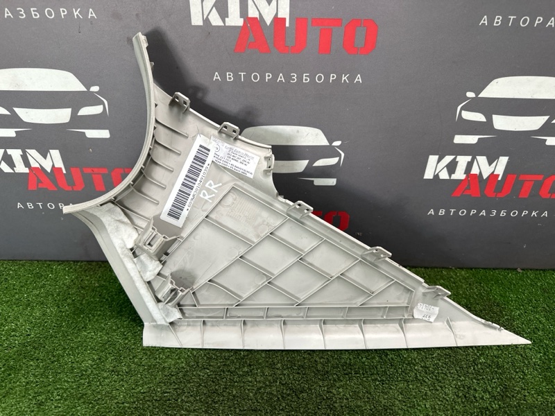 Накладка стойки верхняя Skoda Octavia 2014 A7