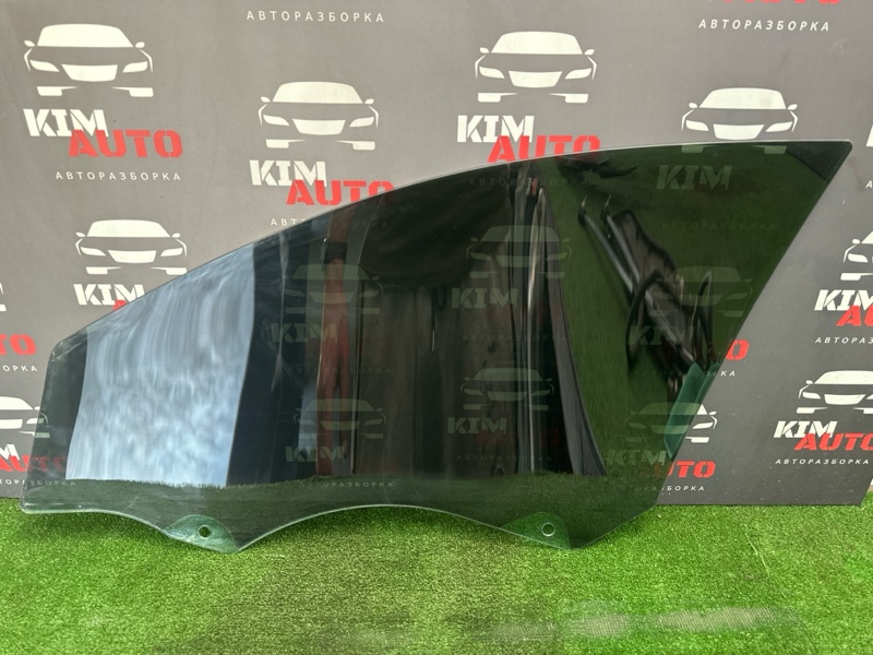 Стекло двери Skoda Octavia 2014 A7