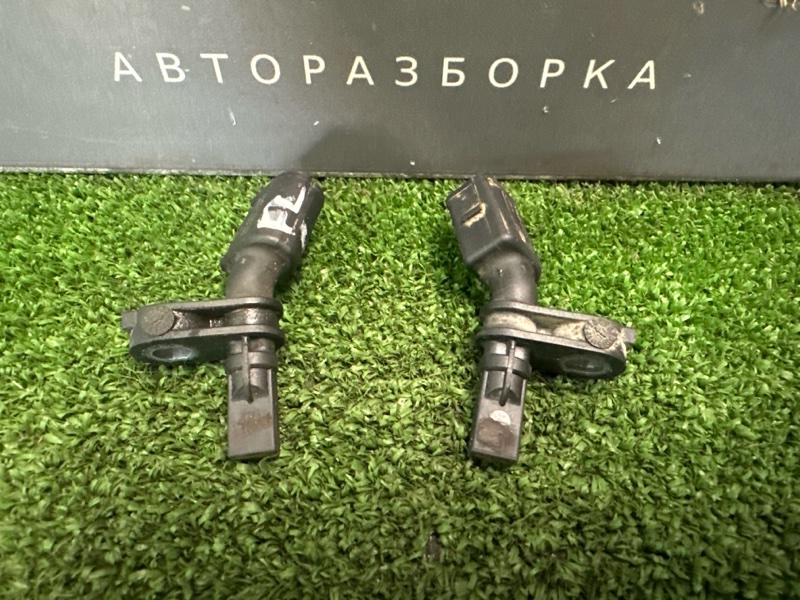Датчик ABS Skoda Octavia 2014 A7
