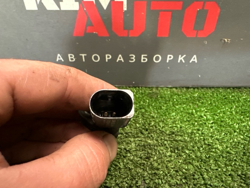 Датчик ABS Skoda Octavia 2014 A7