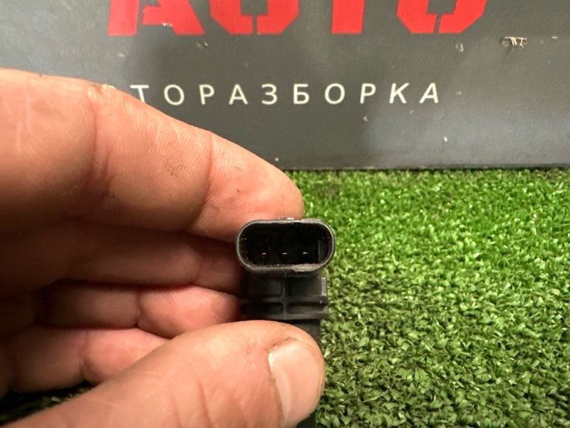 Датчик положения распредвала Skoda Octavia 2014 A7