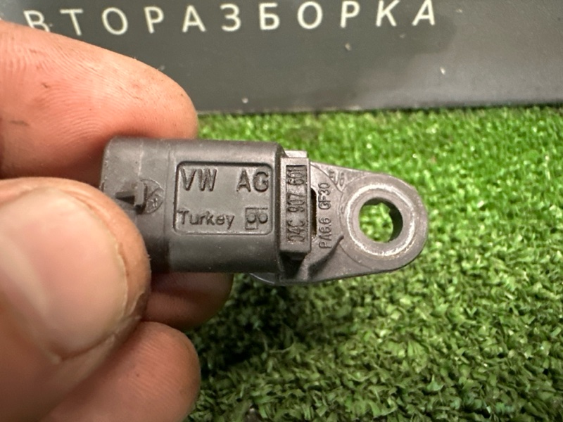 Датчик положения распредвала Skoda Octavia 2014 A7