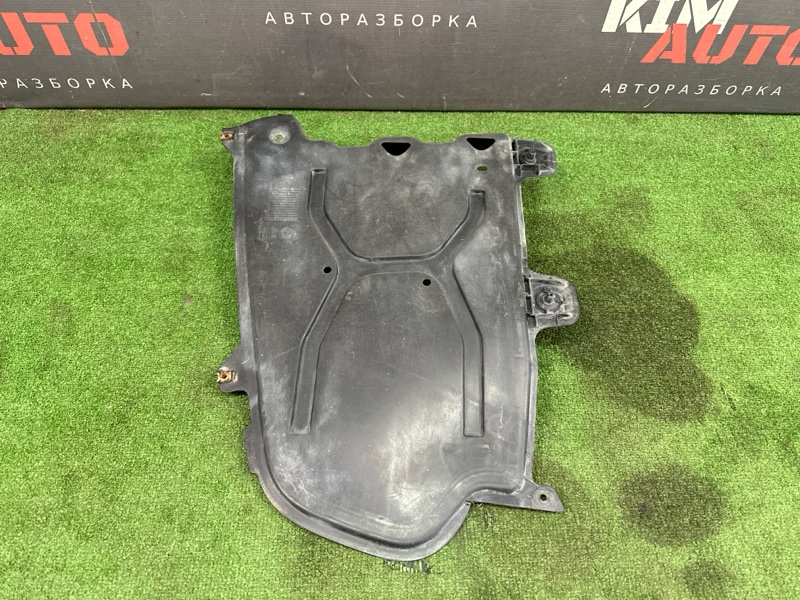 Защита антигравийная пыльник Skoda Octavia 2014 A7