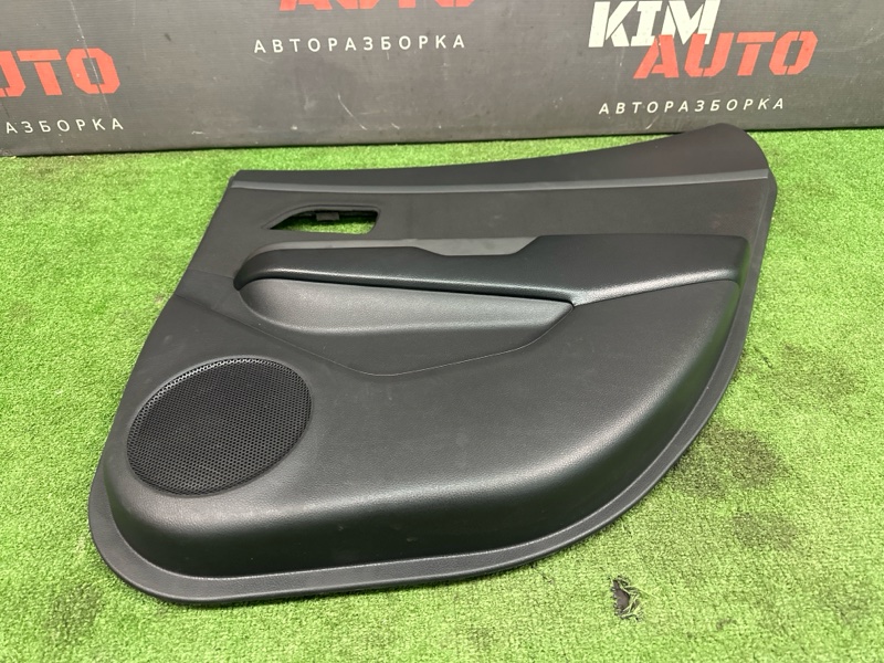 Обшивка двери Kia Rio 3 2012 HB