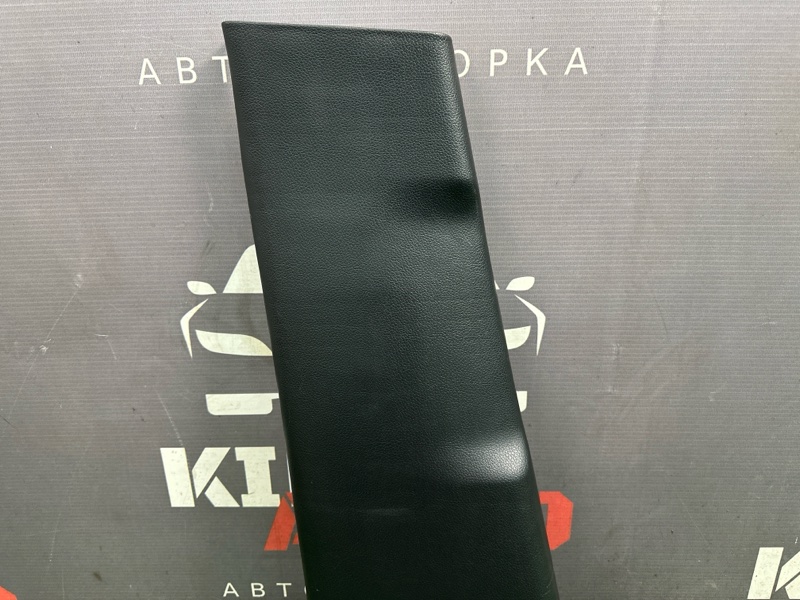 Накладка центральной стойки нижняя Kia Rio 3 2012 HB