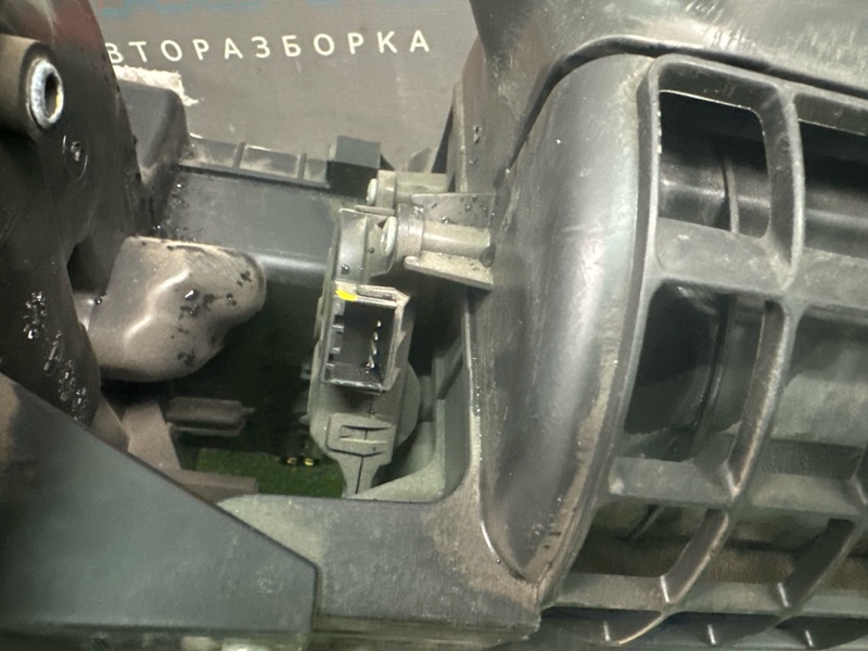 Отопитель в сборе Kia Rio 3 2012 HB