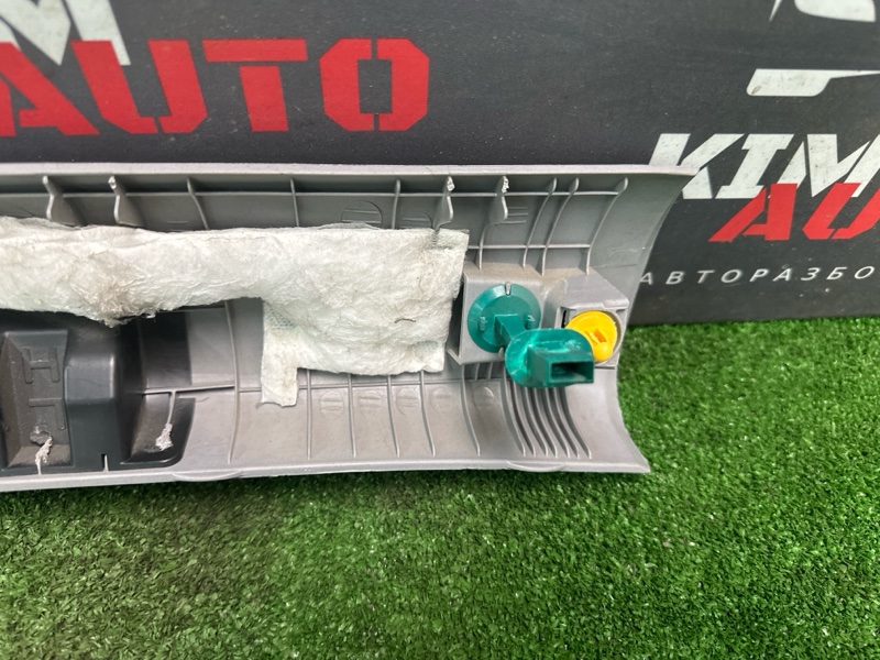 Накладка стойки лобового стекла Kia Rio 3 2012 HB