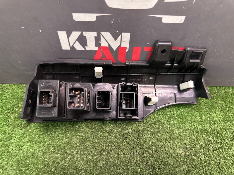 Блок кнопок Kia Rio 3 2012 HB