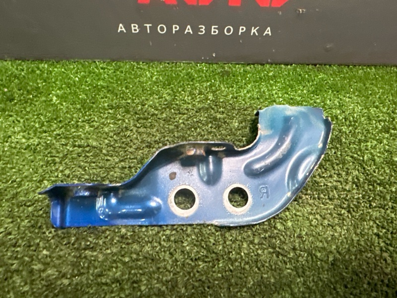 Кронштейн крыла Kia Rio 3 2012 HB