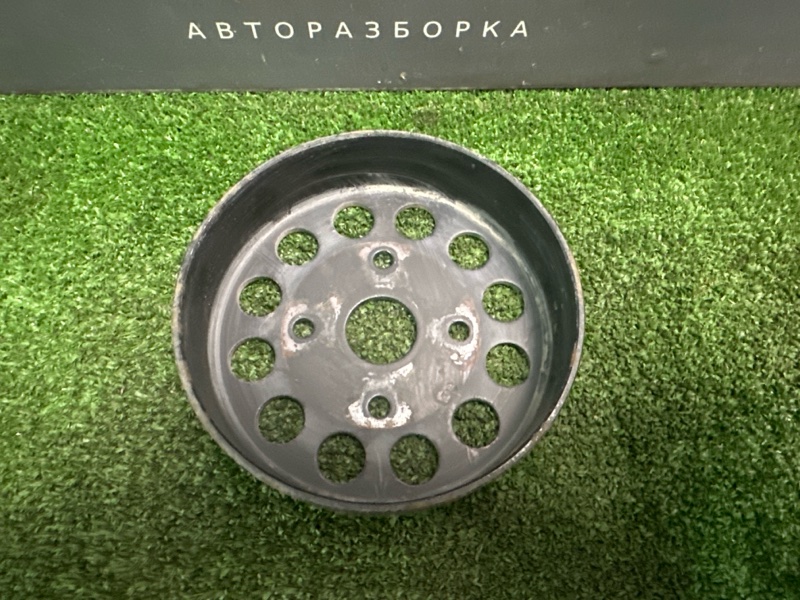 Шкив помпы Kia Rio 3 2012 HB