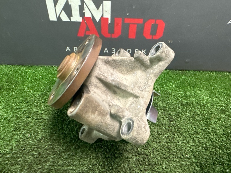 Насос водяной (помпа) Kia Rio 3 2012 HB