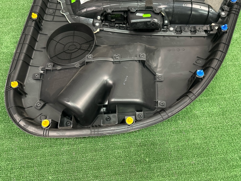 Обшивка двери Kia Ceed 2 2014 JD