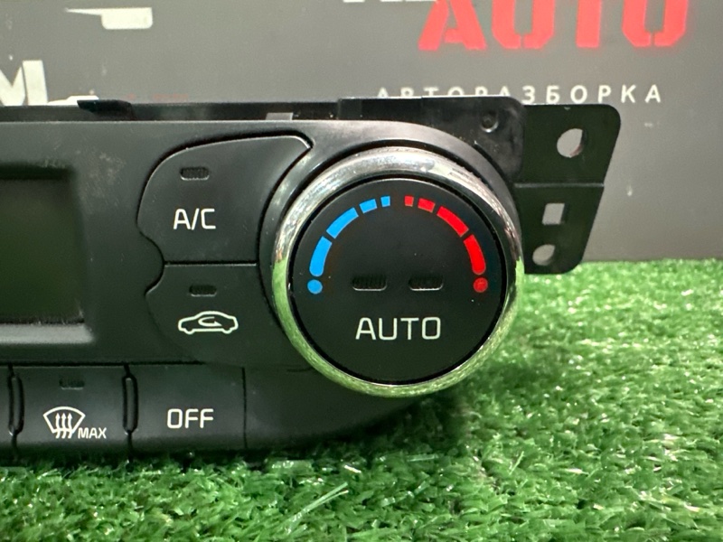 Блок управления климат-контролем Kia Ceed 2 2014 JD