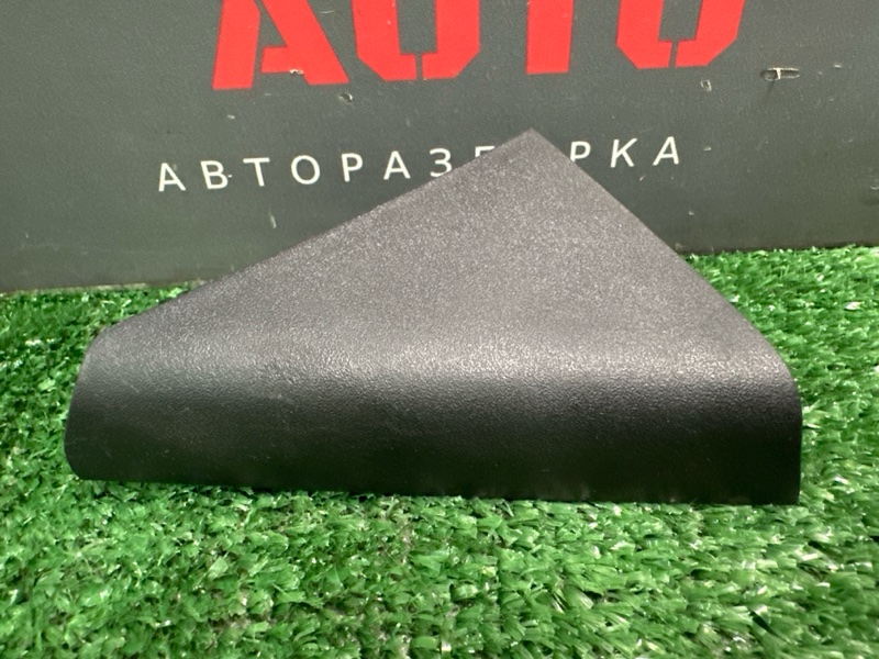 Накладка двери внутренняя Kia Ceed 2 2014 JD