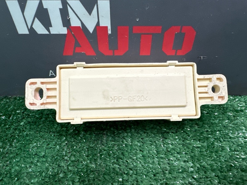 Блок Электронный (распределения тока, блок реле) Kia Ceed 2 2014 JD