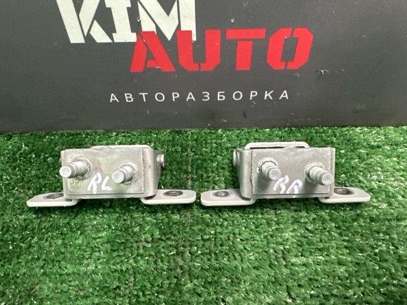Петли крышки багажника Kia Ceed 2 2014 JD