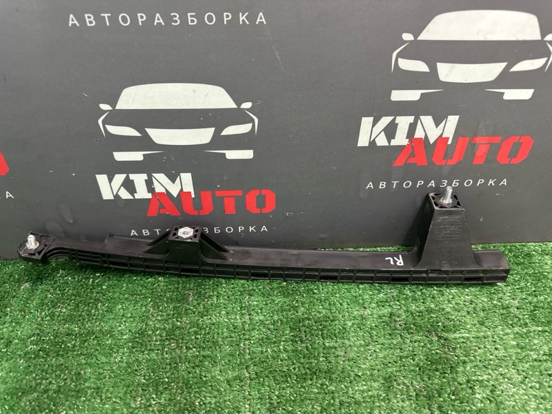 Направляющая стекла двери Kia Ceed 2 2014 JD
