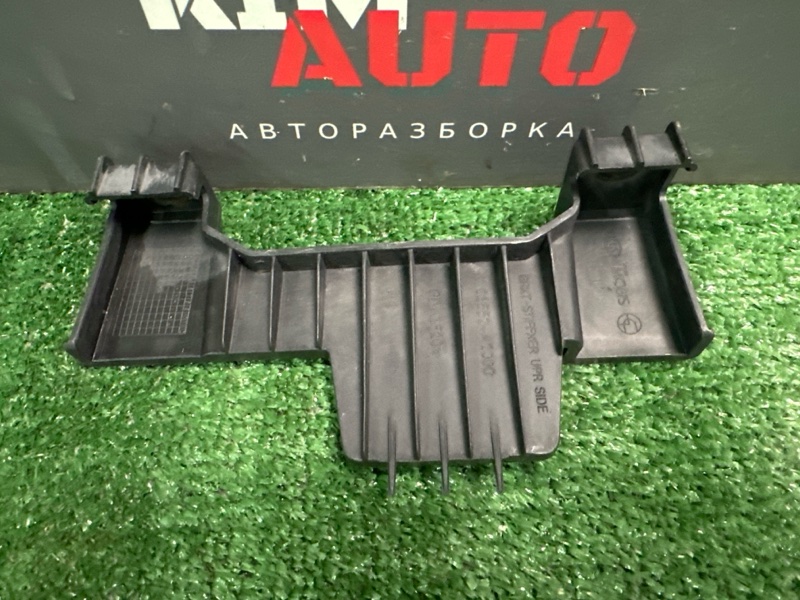Кронштейн бампера передний Kia Ceed 2 2014 JD